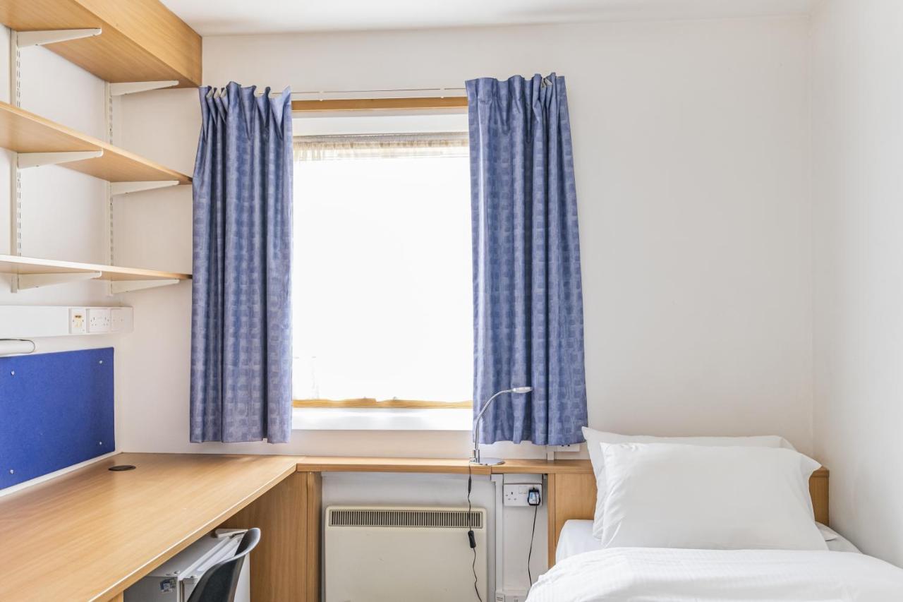 Vibrant Ensuite Rooms, Hatfield - Sk Экстерьер фото