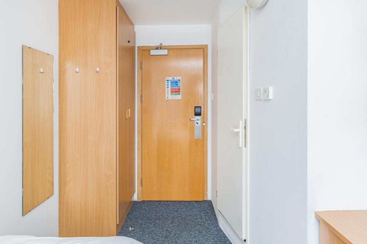 Vibrant Ensuite Rooms, Hatfield - Sk Экстерьер фото